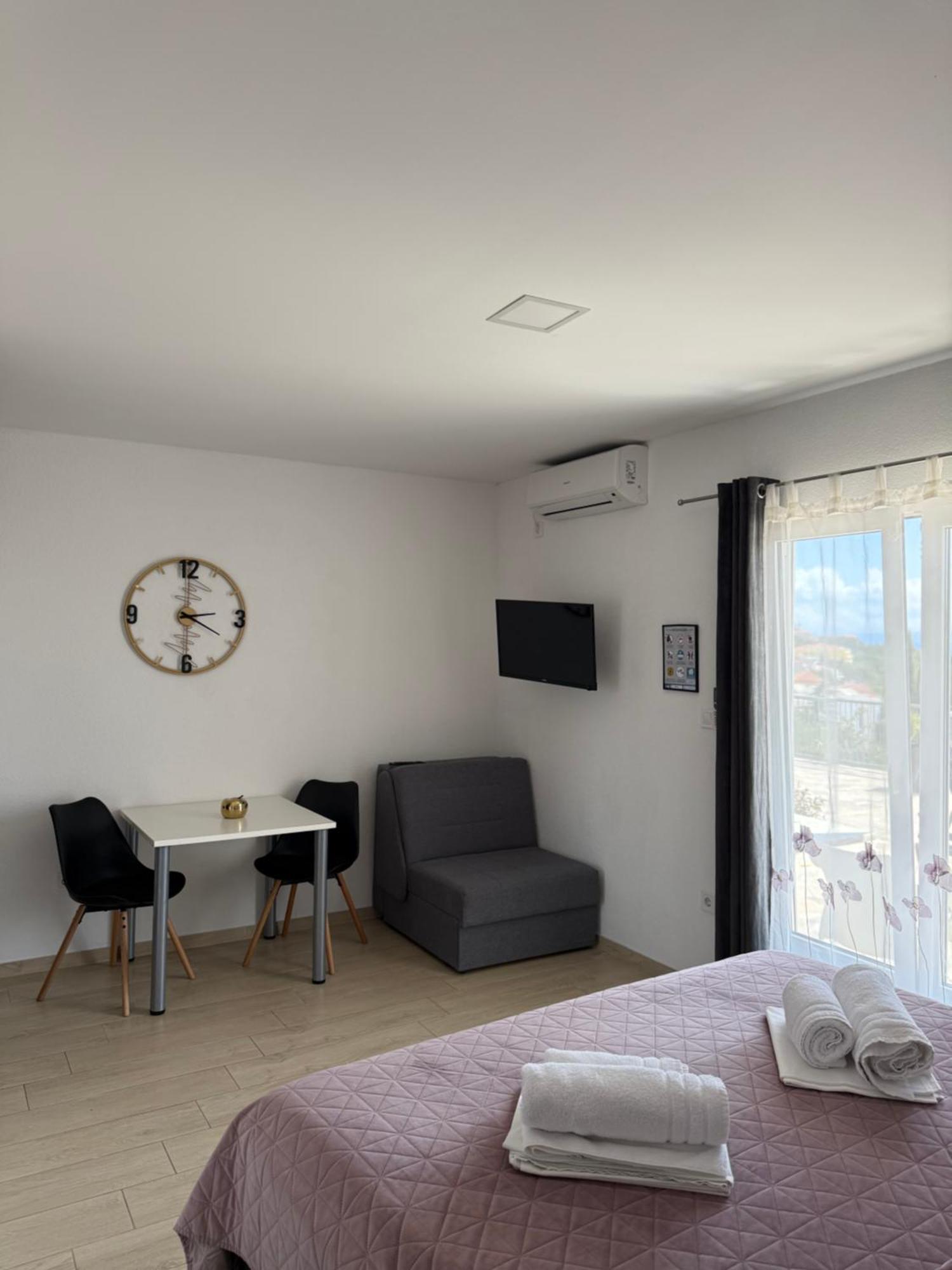 Apartments Matic Baška Voda Exterior foto