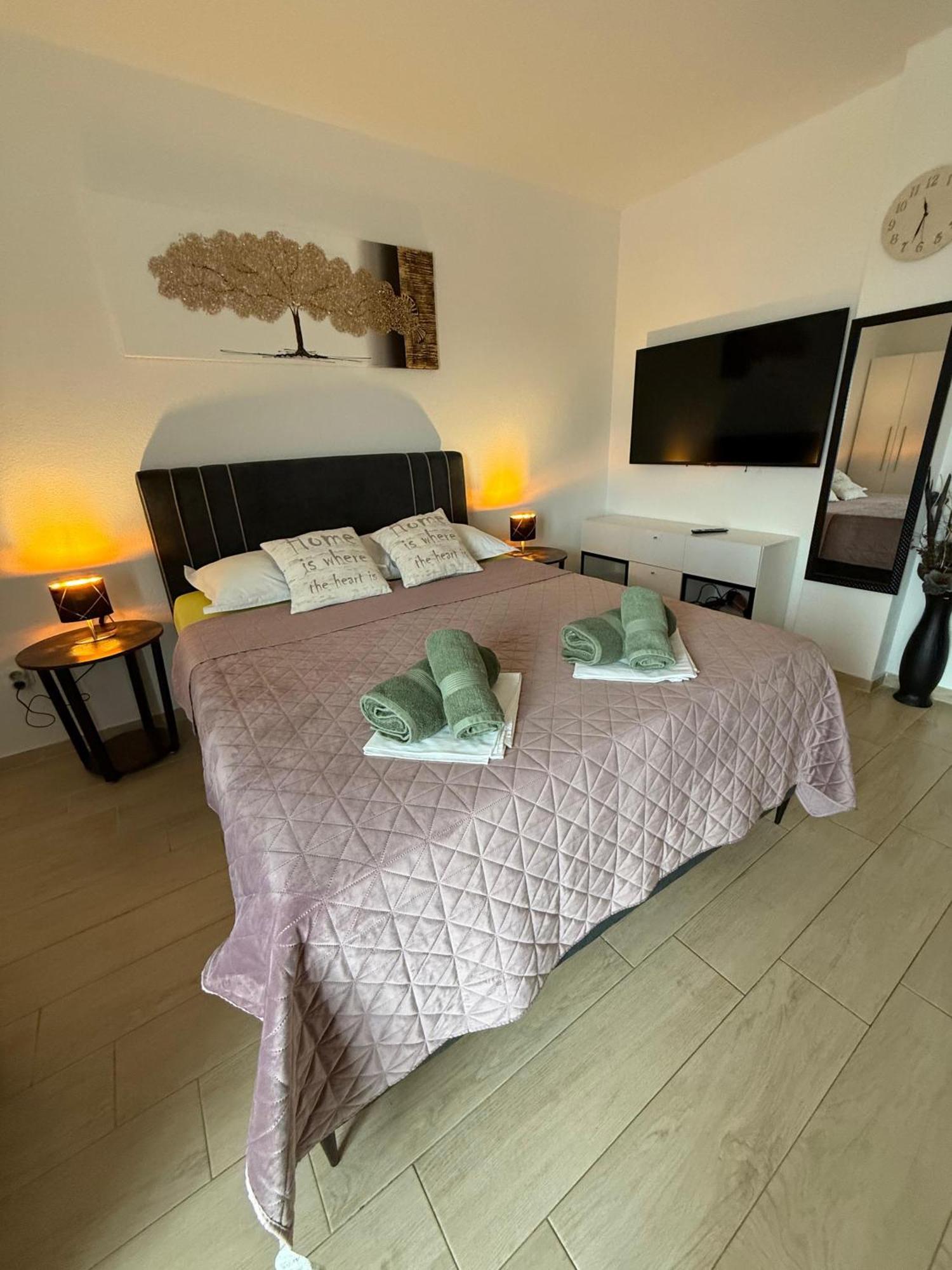 Apartments Matic Baška Voda Quarto foto